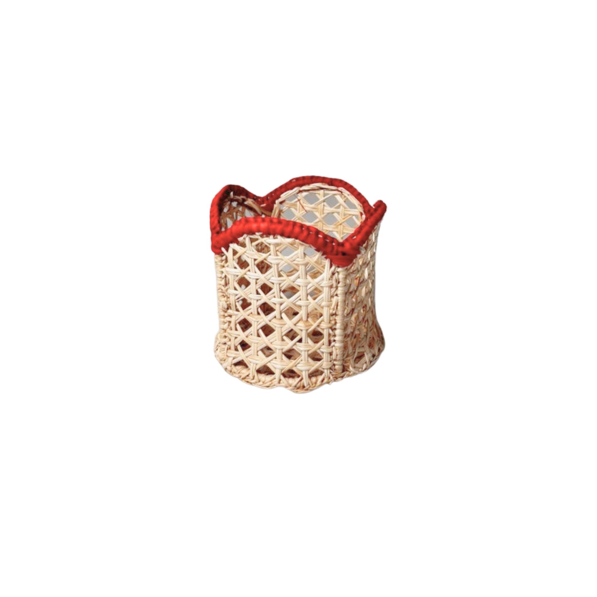 Scalloped Candle Holder S image 0